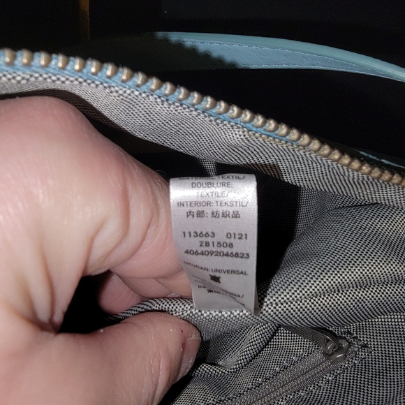 Jolie Fossil bag. Baby blue with basket weave textured design - Picture 7 of 12